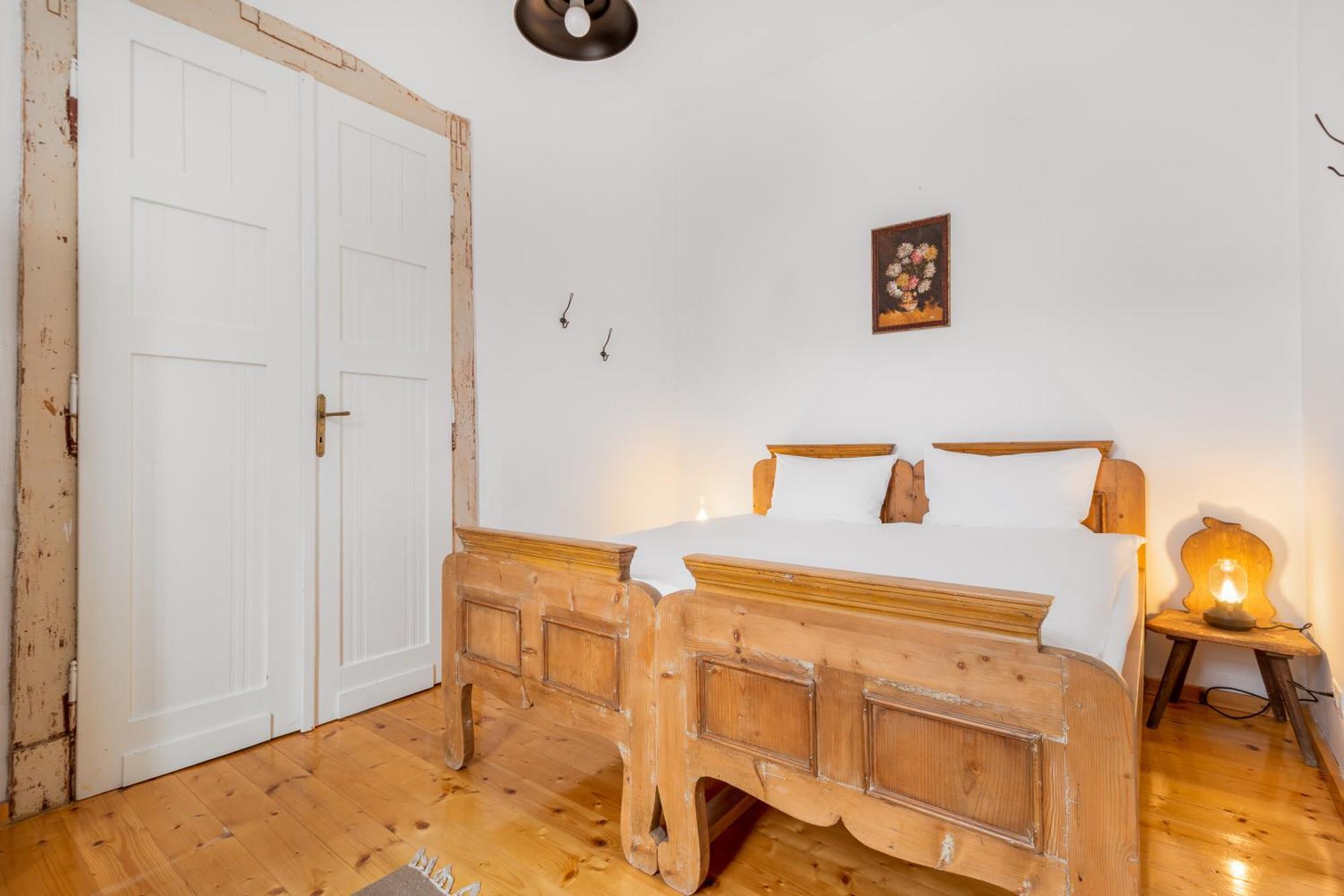 Rustic Visual Apartment Oradea Bagian luar foto
